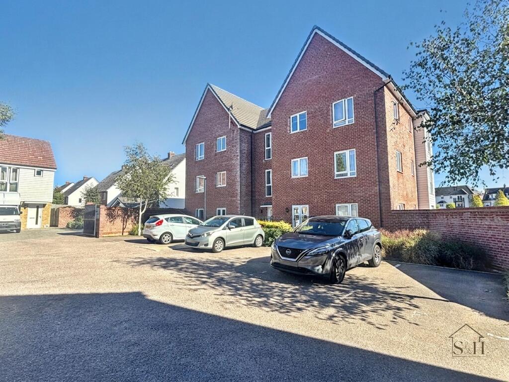 Apartment in Ashford, Repton Park South, Godinton Park - More