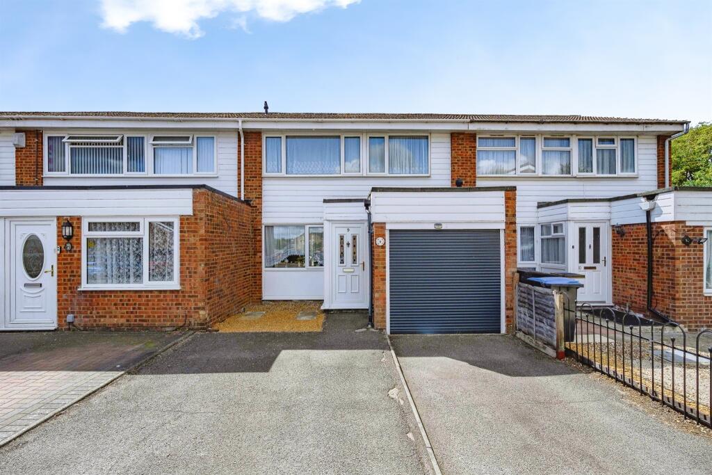 Main image of property: Catherine Close, Hemel Hempstead