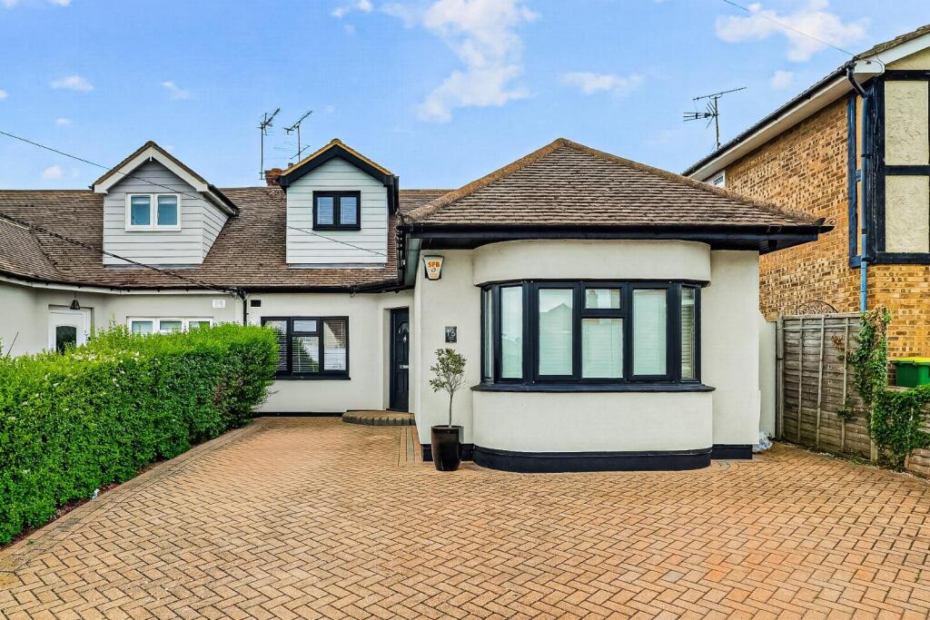 Main image of property: Victoria Avenue, Rayleigh