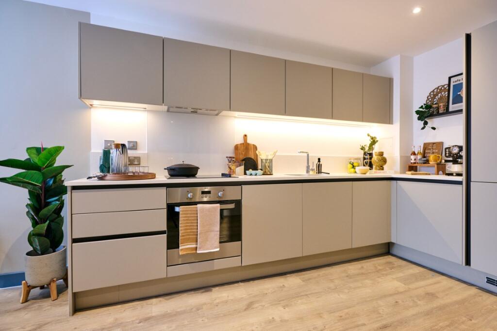 Main image of property: The Barnum, Nottingham Nottingham NG2