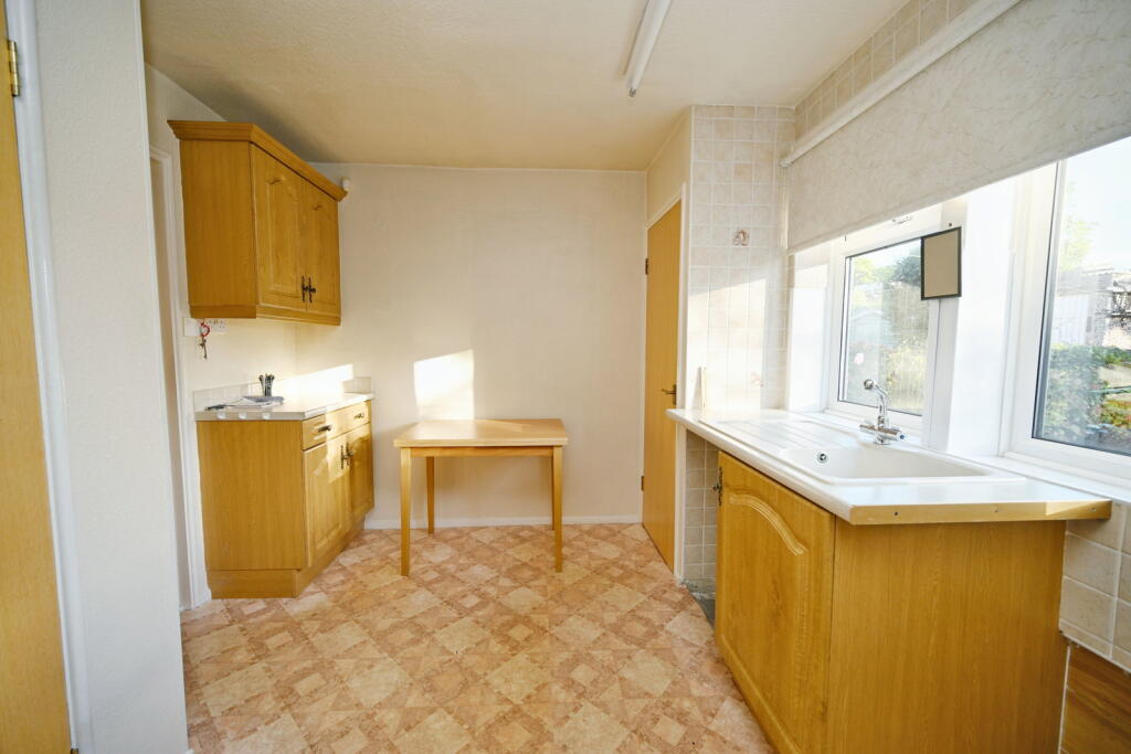 House in Barnsley, South Yorkshire - View 3