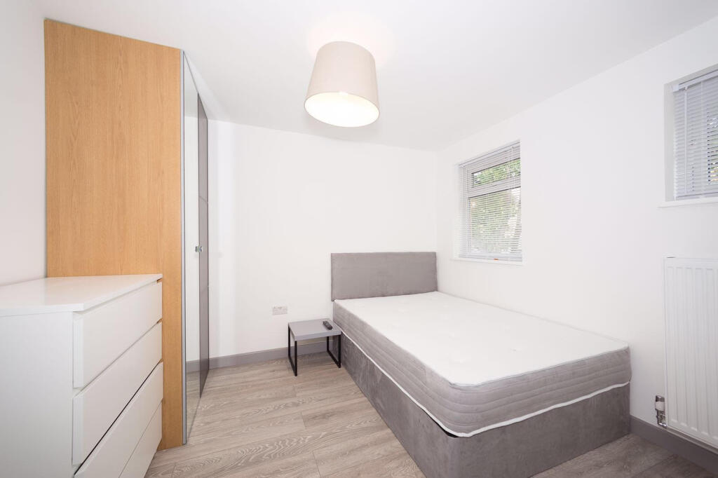 House in Leeds - View 3