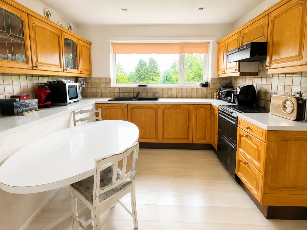 House in Stockport, Disley - View 3