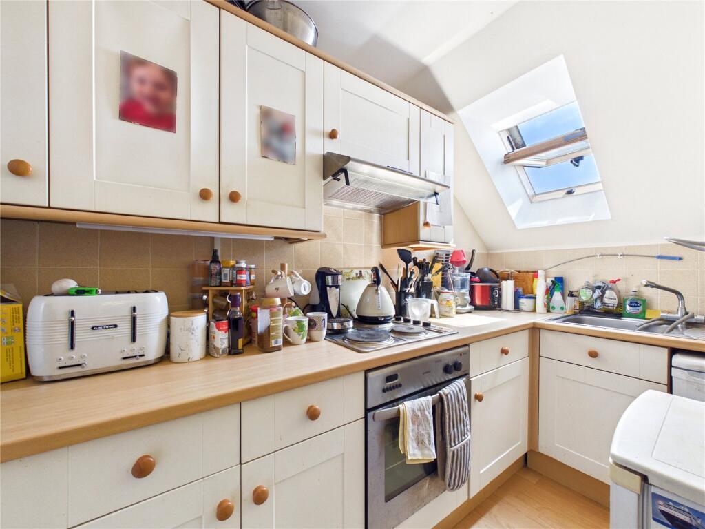 Apartment in Ipswich, Suffolk - View 2