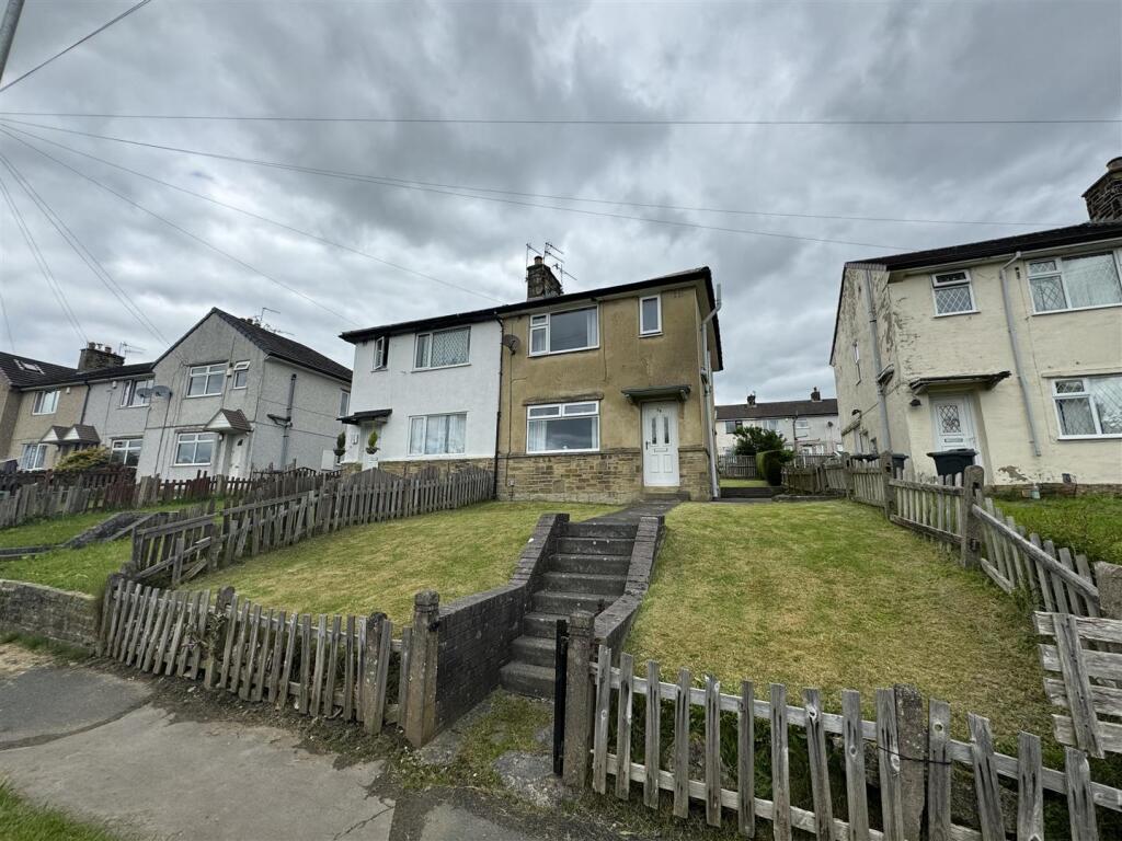Main image of property: North Dean Road, Keighley