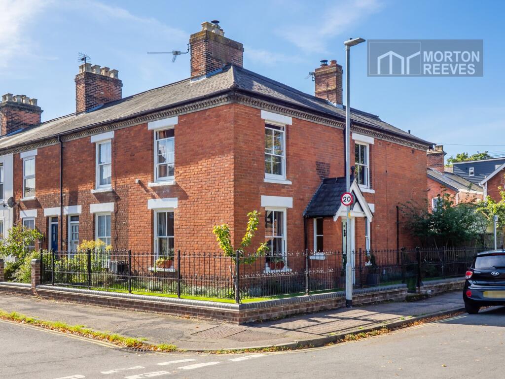 Main image of property: Corton Road, Norwich, NR1 3BS
