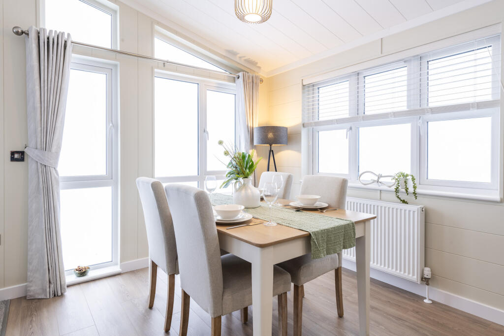 House in High Peak, Bamford - View 5