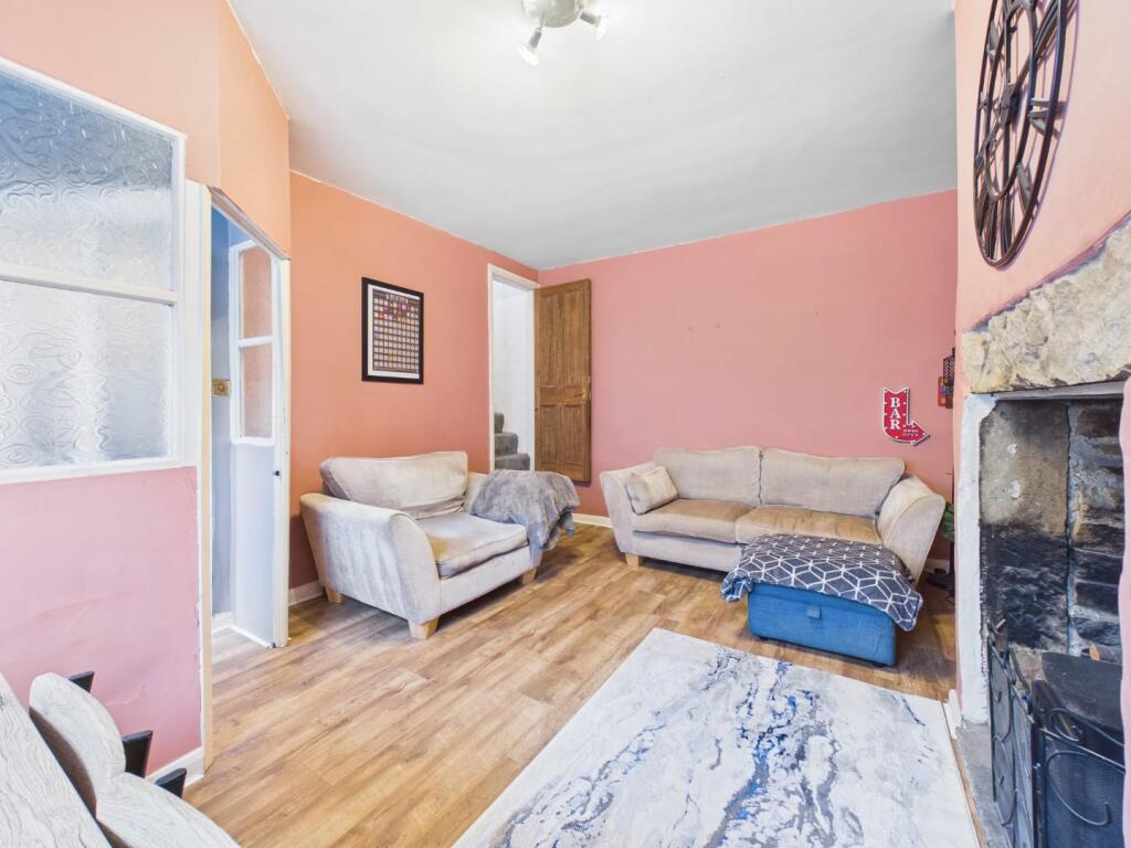 House in Bradford, Ferncliffe, Bingley - View 3