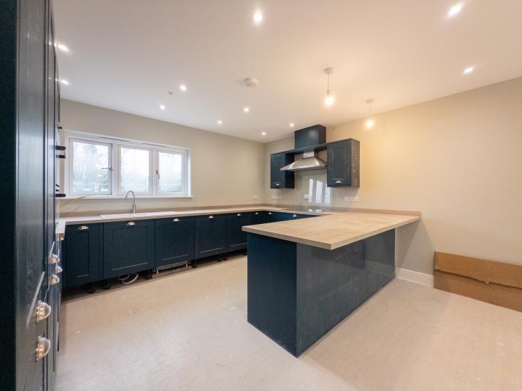 House in East Suffolk, Trimley St Mary - View 4