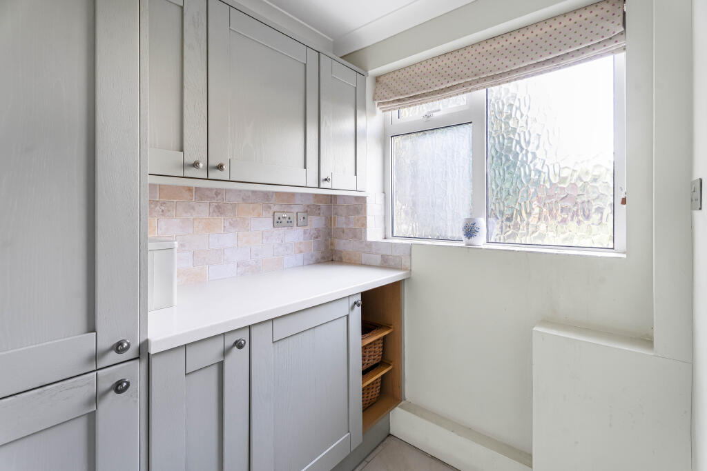 Additional image 8 of Bloomfield Road, Harpenden, AL5