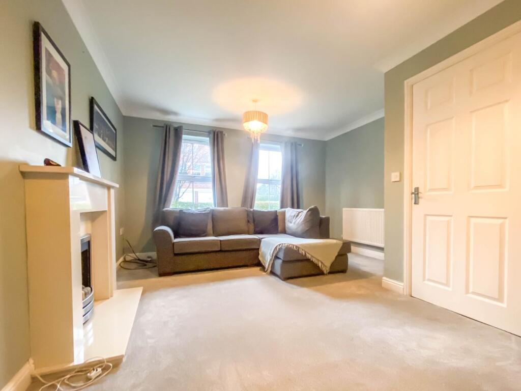 Flat 2, Washington Close, Cheadle Hulme, Cheadle photo 4