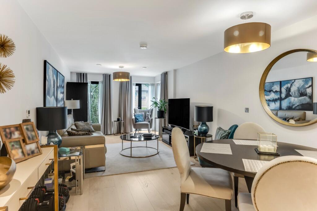 Main image of property: Archway Road, Highgate, N6