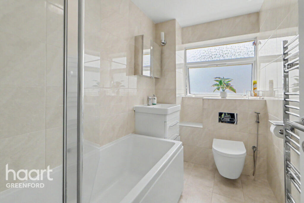 Apartment in London - View 5