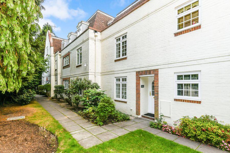Main image of property: Ivy Drive, Lightwater, Surrey, GU18