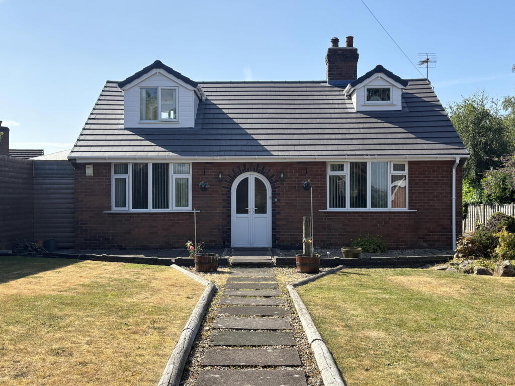 House in Staffordshire, Majors Barn, Cheadle - View 2