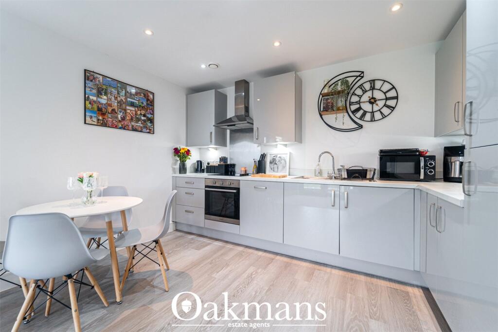 Cooper Avenue, Birmingham, B31 photo 4