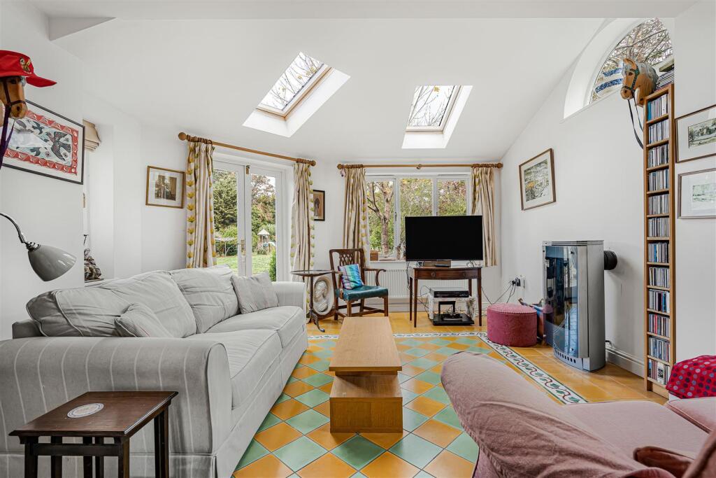 House in Cambridge - View 5
