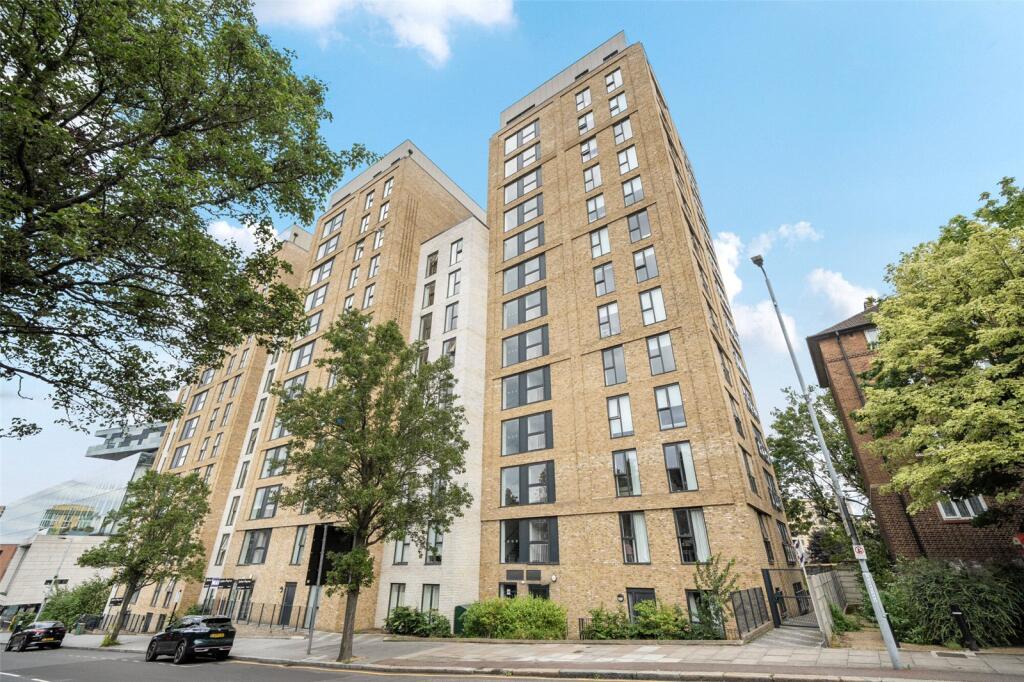 Main image of property: Wellington Street, London