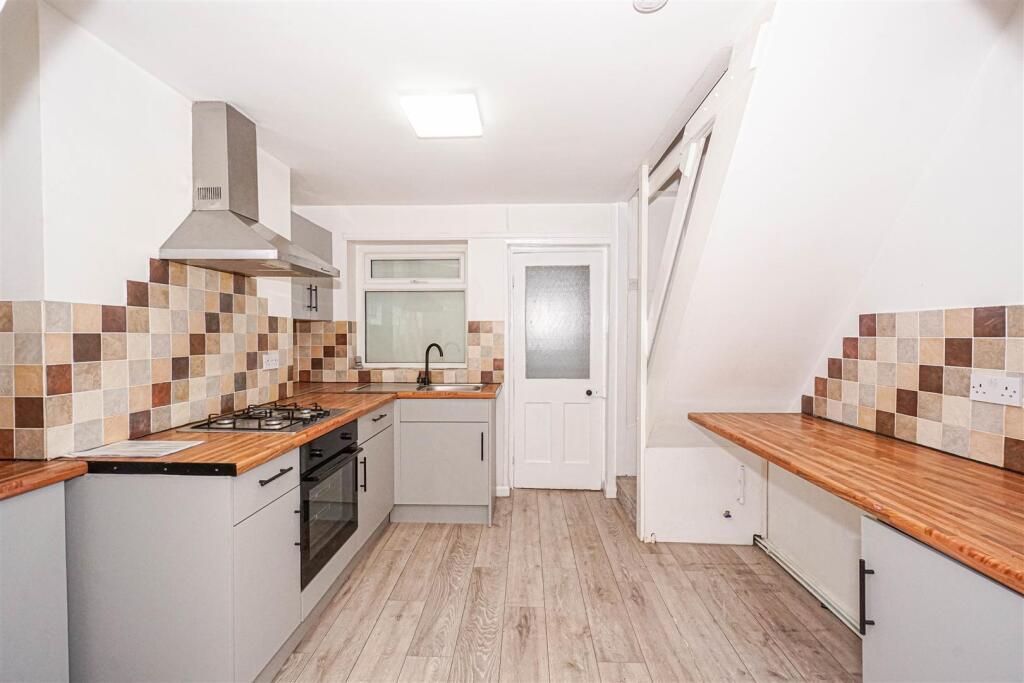 House in Tonbridge - View 4