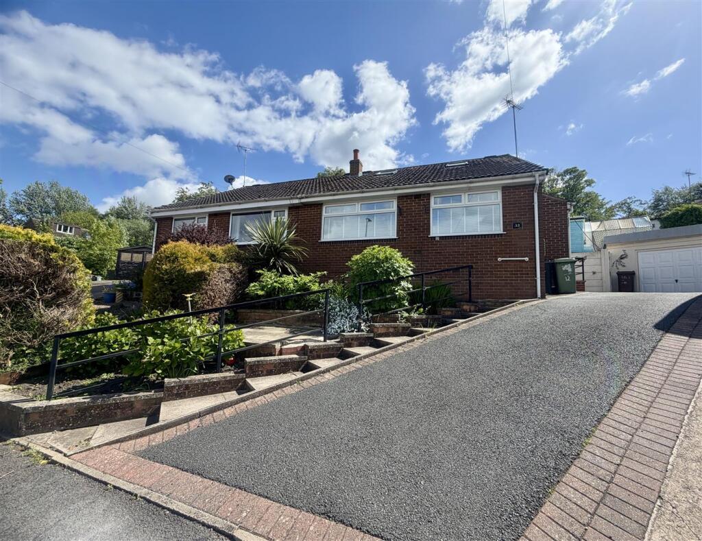 Main image of property: Thirsk Drive, Kippax, Leeds