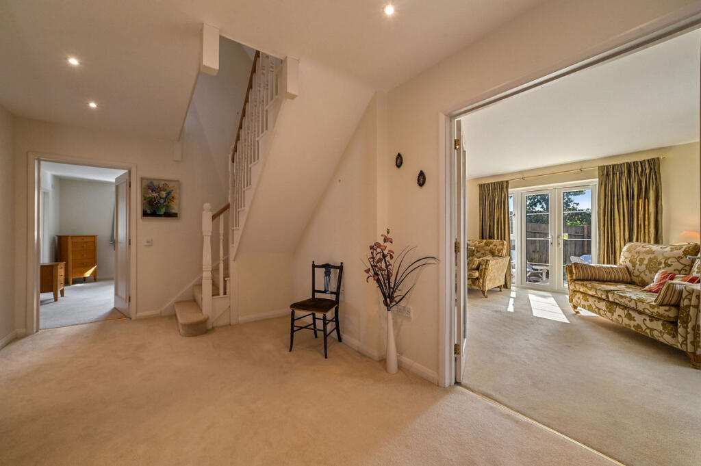 House in East Suffolk, Hollesley - More