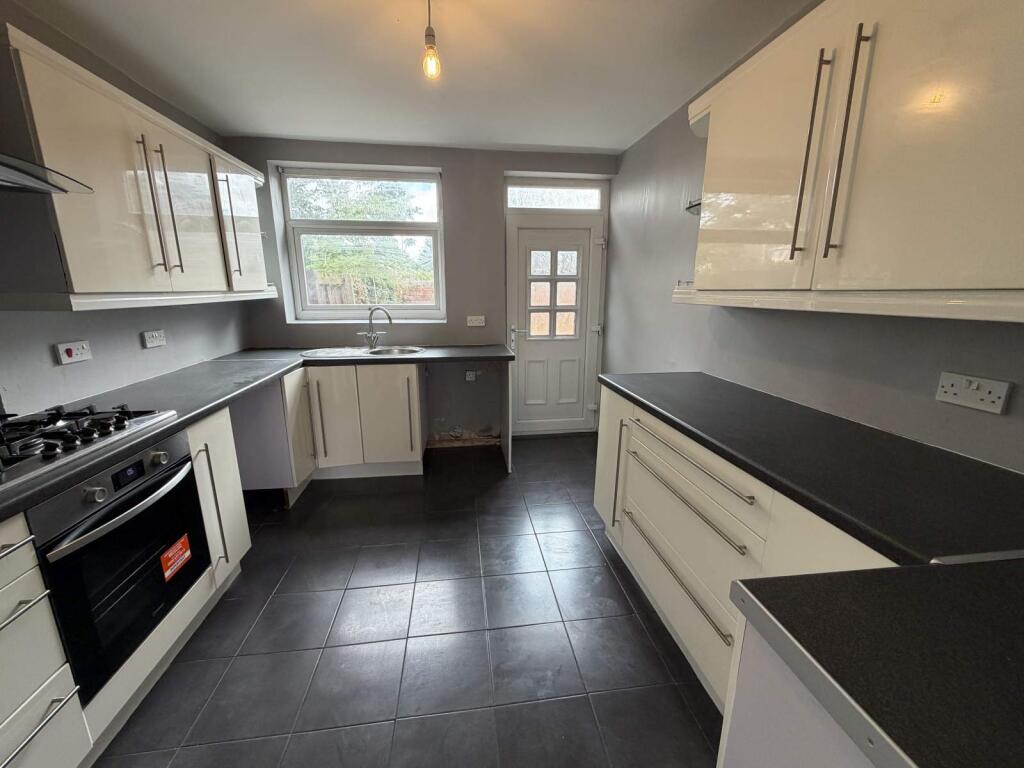 Fieldsend Close, Liverpool, Merseyside. L27 6WL photo 5