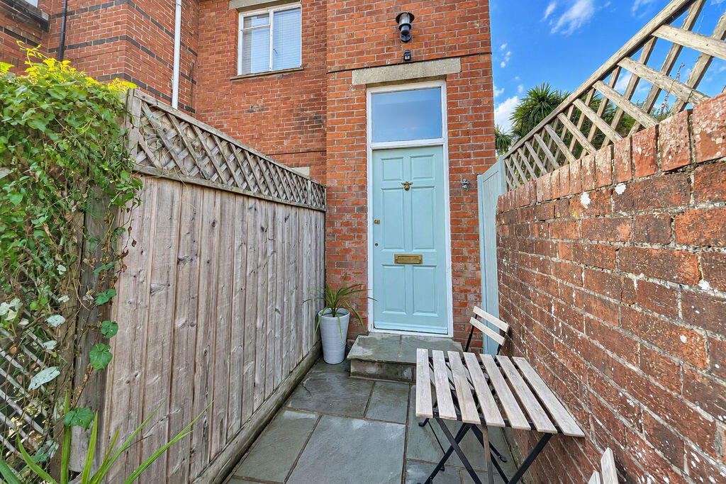 Apartment in Gosport, Hampshire - View 5