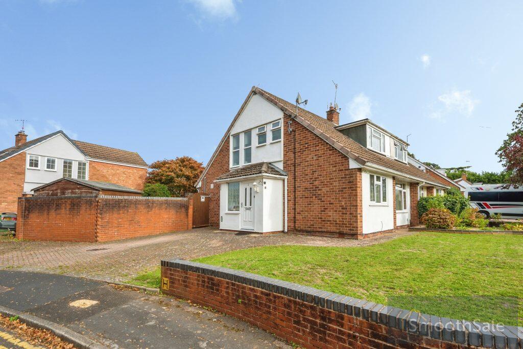 2-bed semi-detached on Broomfield Close, Kidderminster, DY11 5PD, £220,000