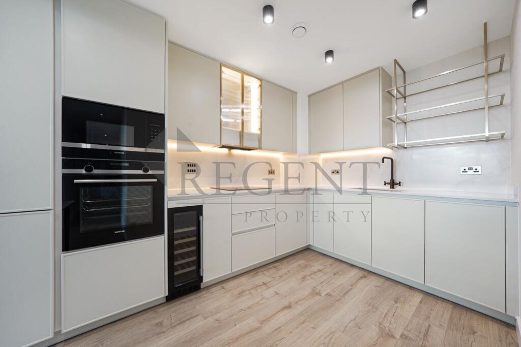 Apartment in London - More