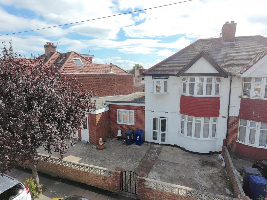 Main image of property: Kingsley Avenue, Southall, Middlesex, UB1 2LZ