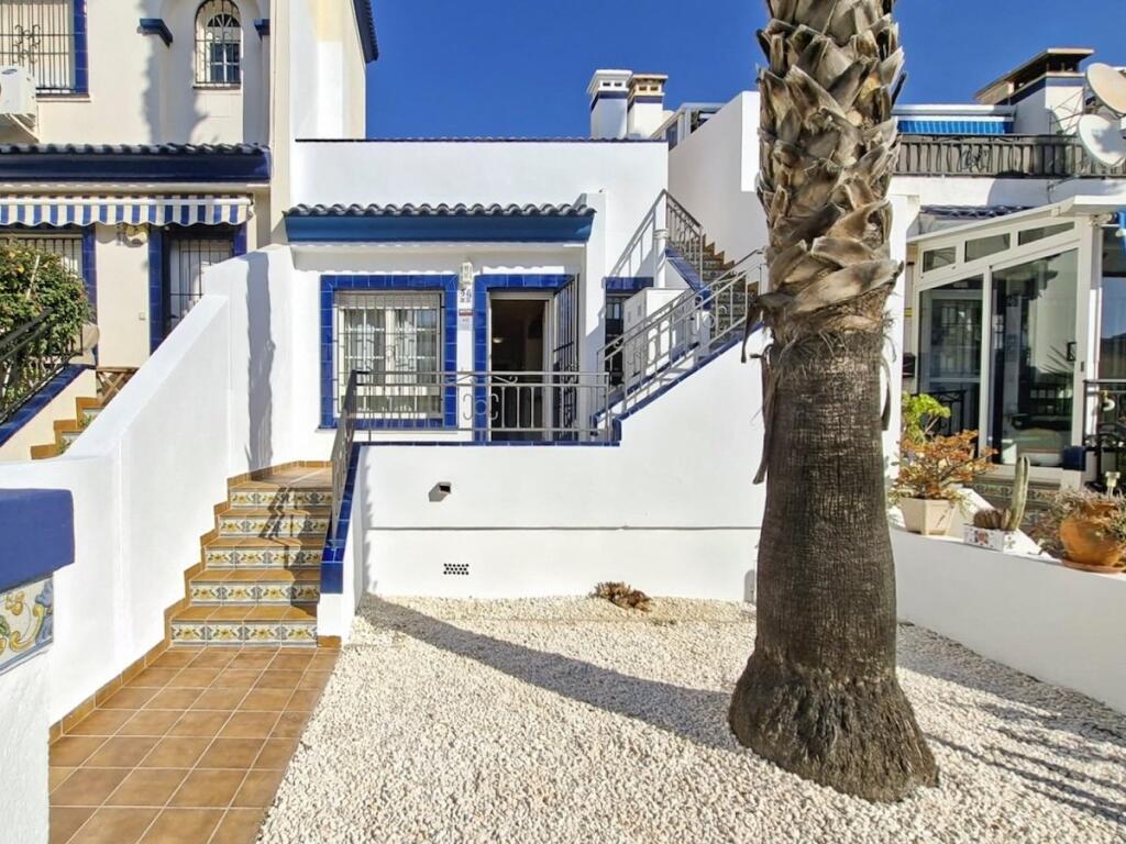 Main image of property: Valencia, Alicante, Villamartin