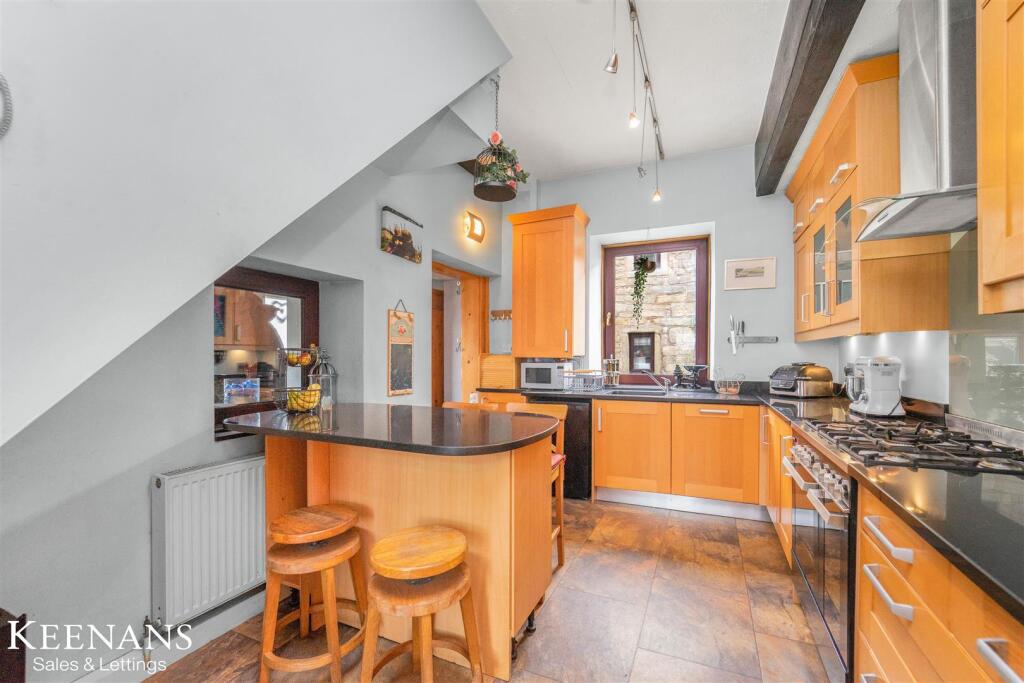 Additional image 3 of New Row, Winewall, Colne