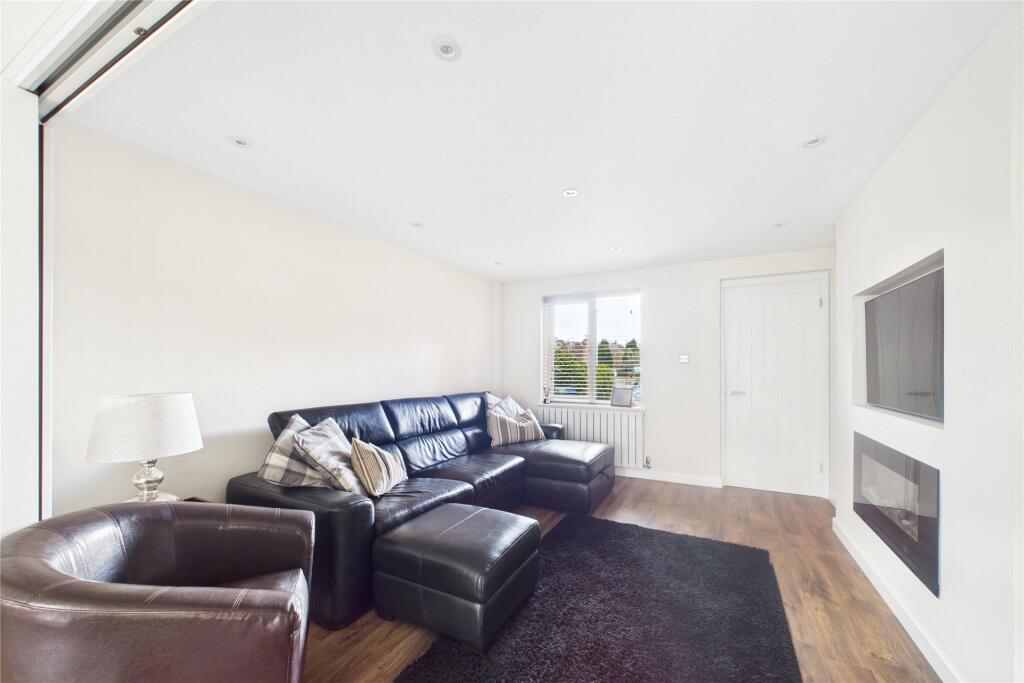 Northington Close, Bracknell, Berkshire, RG12 photo 4