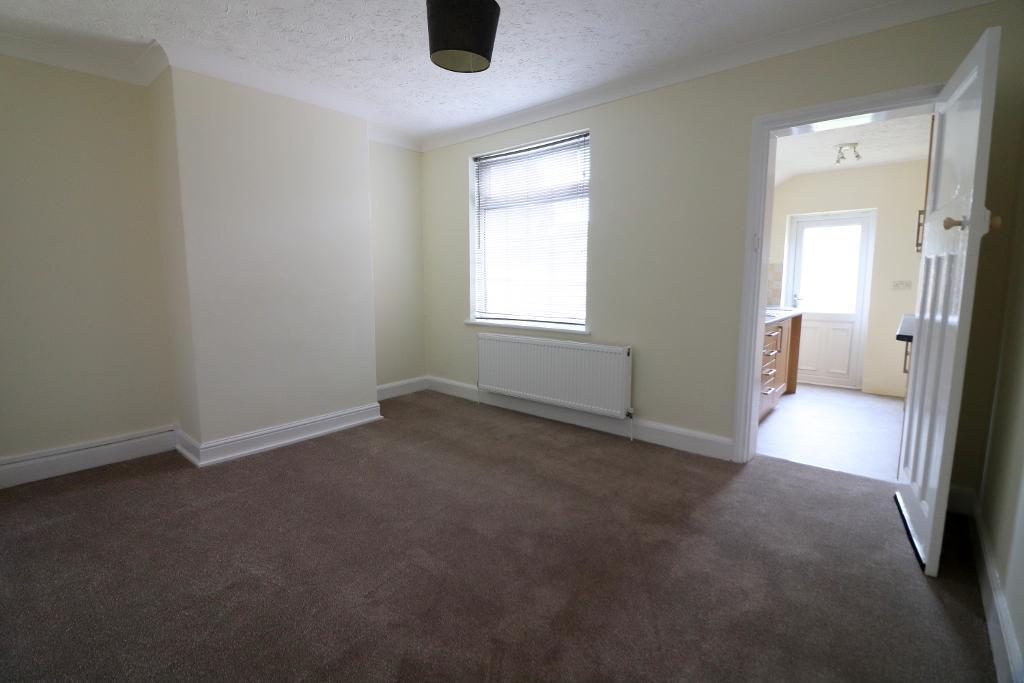 House in Luton - View 3