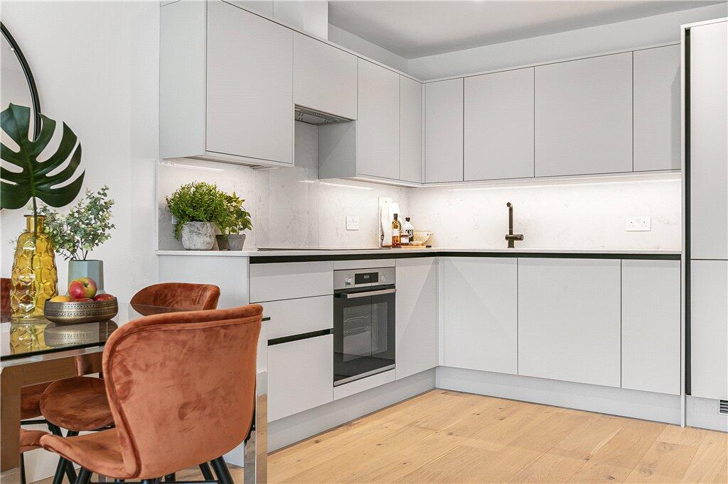 Apartment in London - View 2