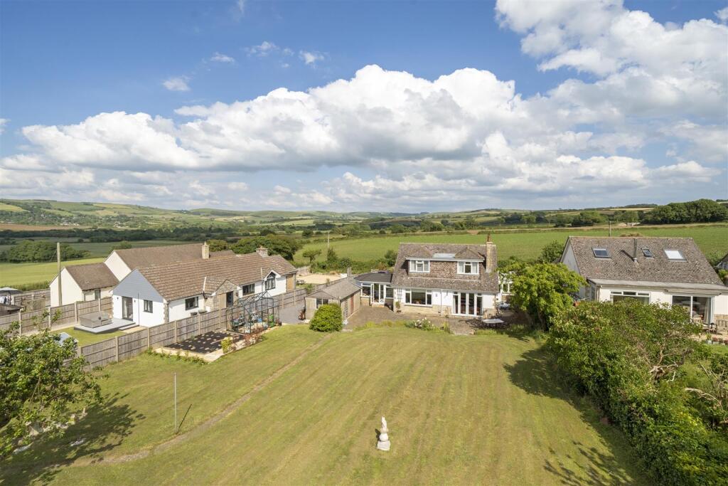 House in Dorchester, Puncknowle - View 2