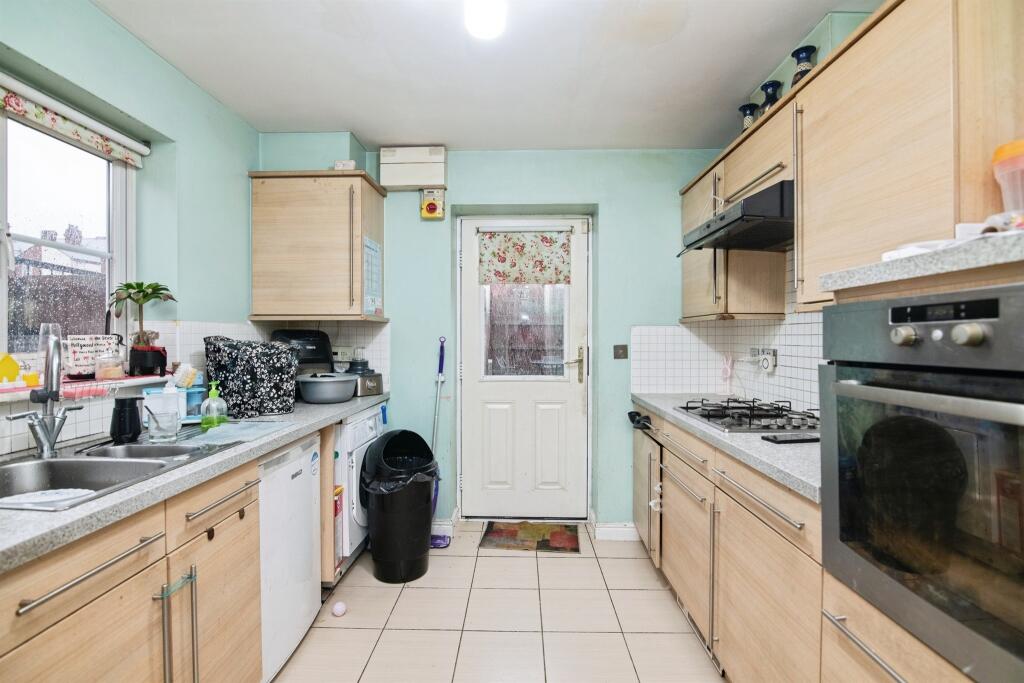 House in Sandwell, West Midlands - View 3