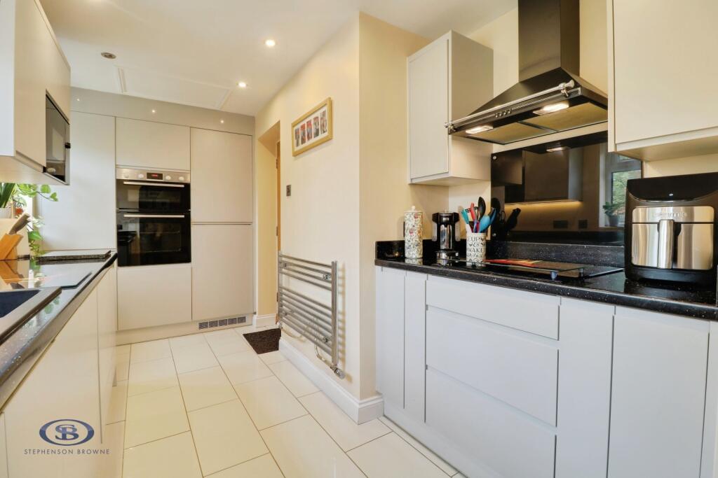 House in Stoke-on-Trent - View 5