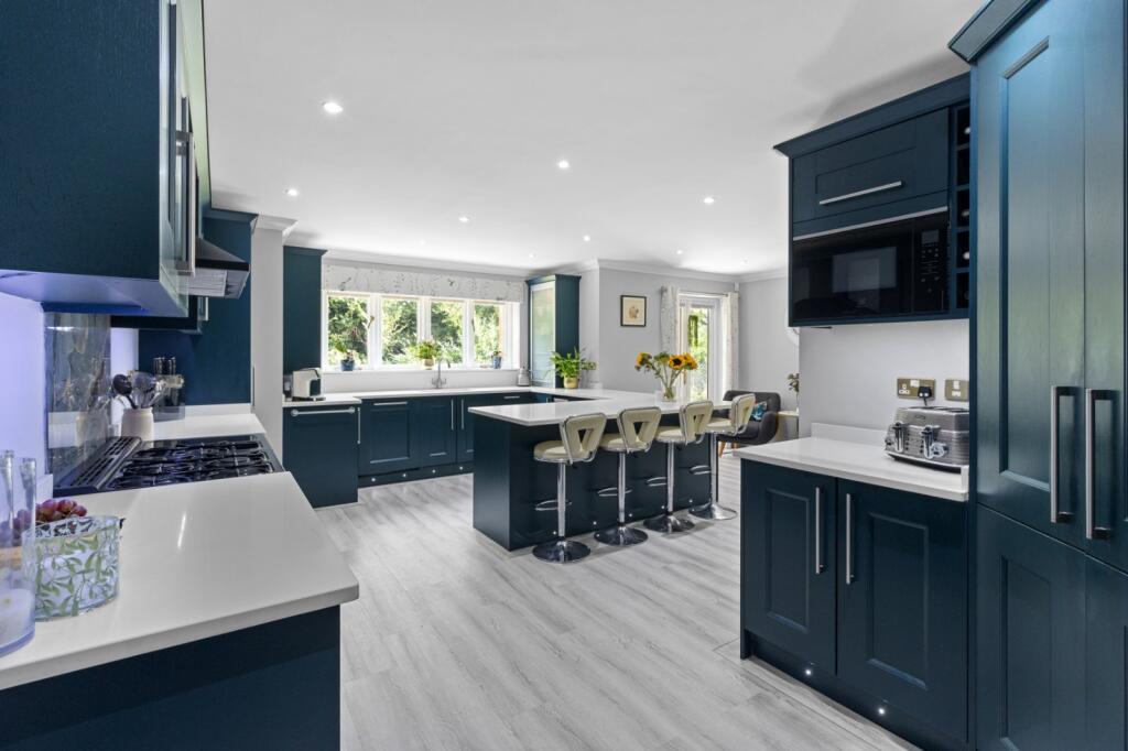 Maresfield, Uckfield, East Sussex, TN22 photo 2