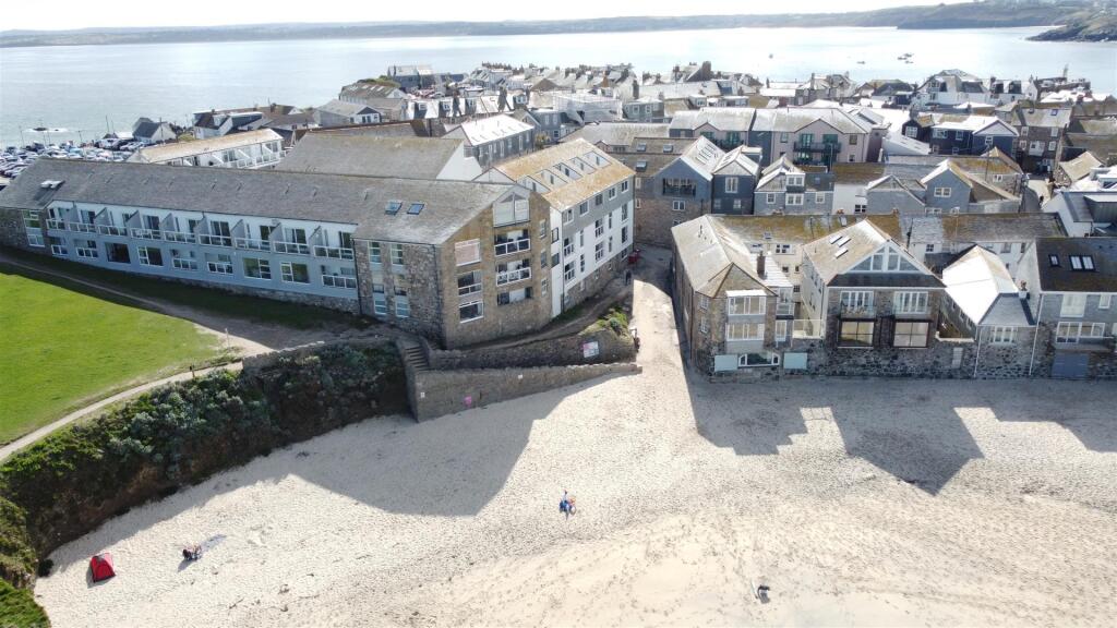St. Nicholas Court, St Ives photo 2