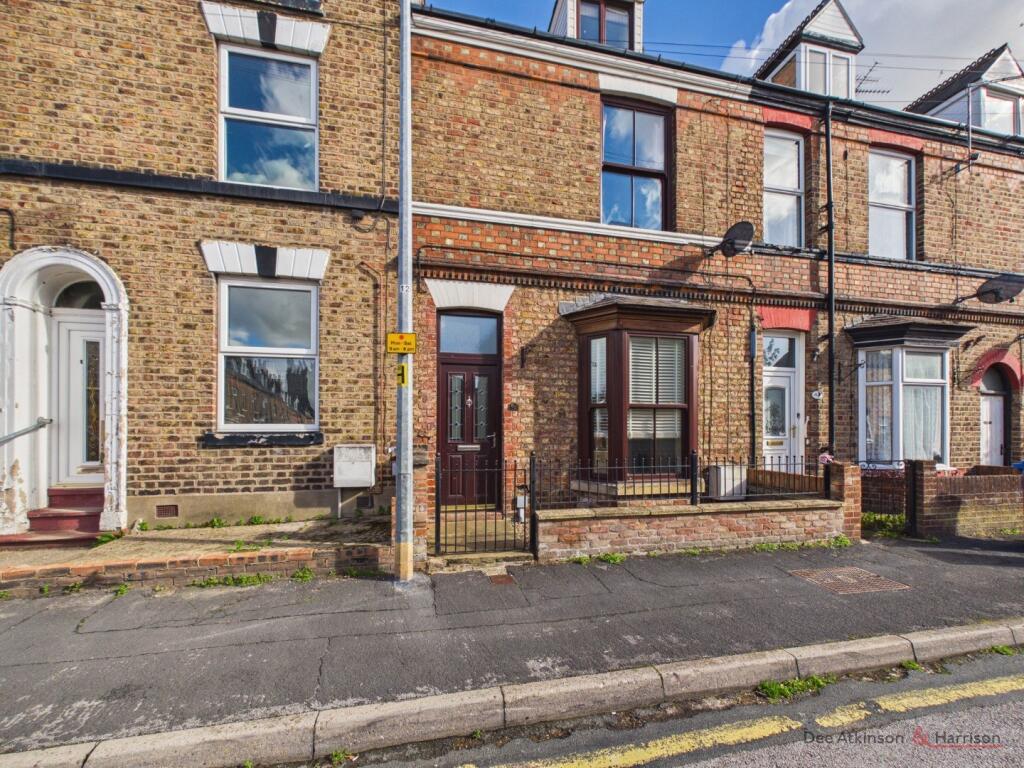 3-bed terraced on 62, Eastgate North, Driffield, YO25 6DY, £180,000