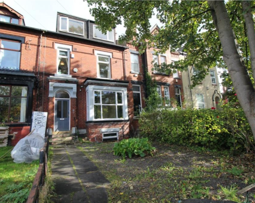 8 bedroom house for rent