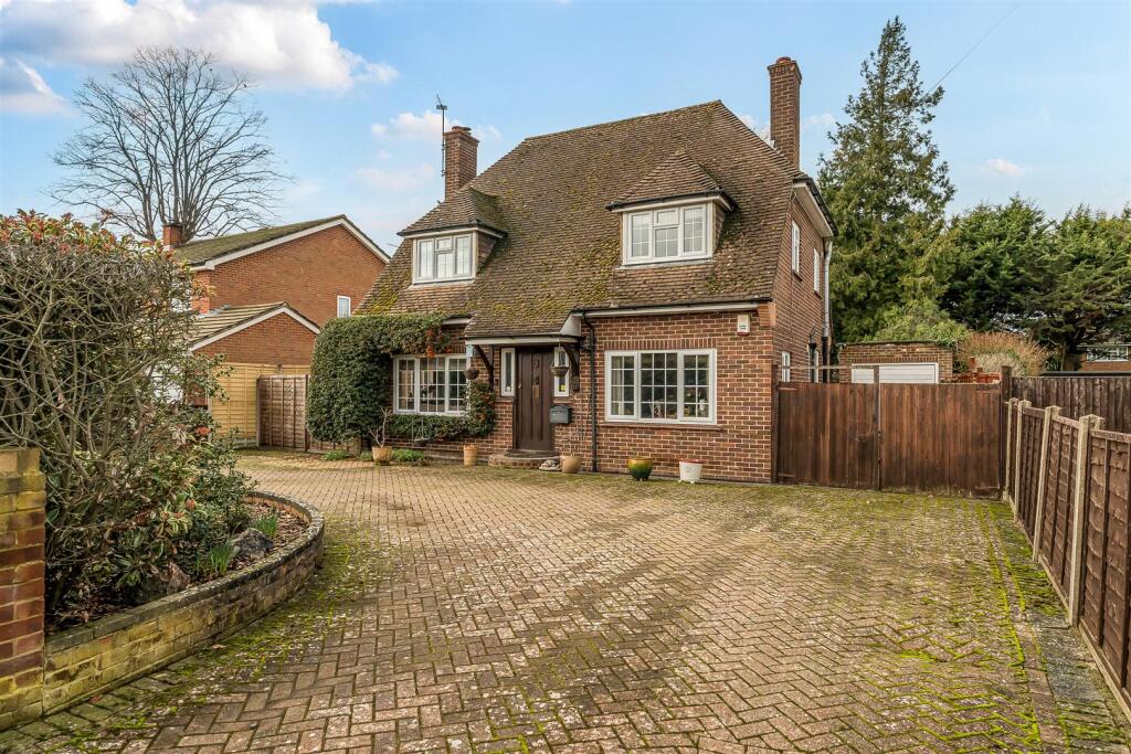 Main image of property: Court Close, Maidenhead
