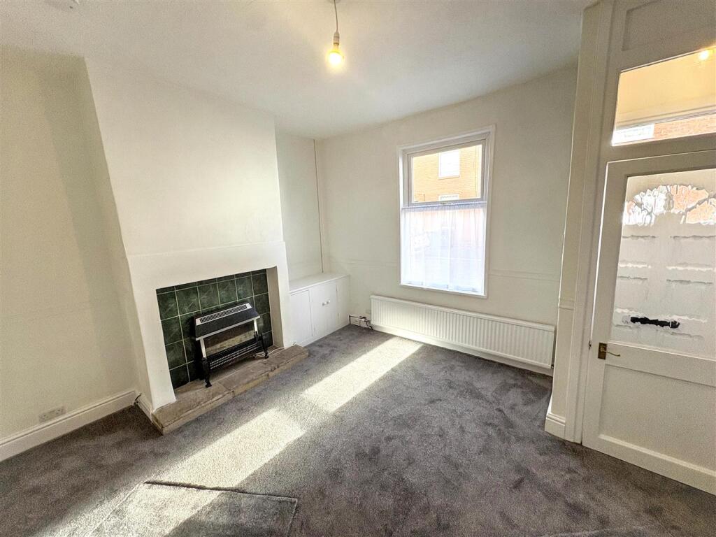 House in Preston - View 2