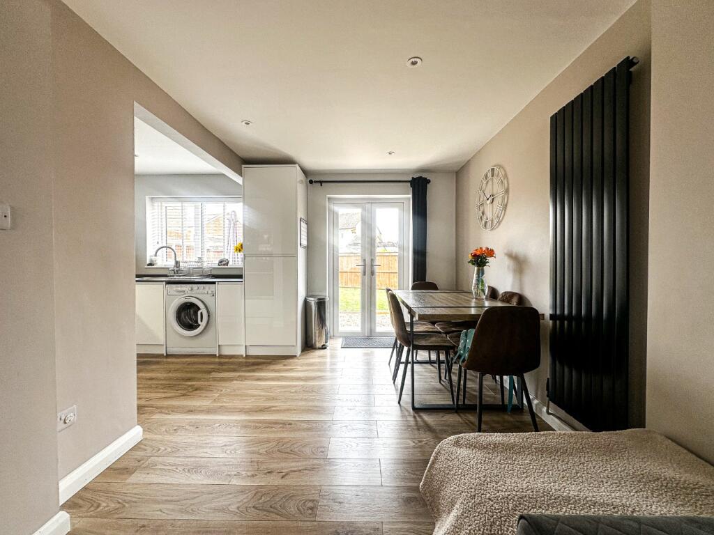 House in Taunton - View 2