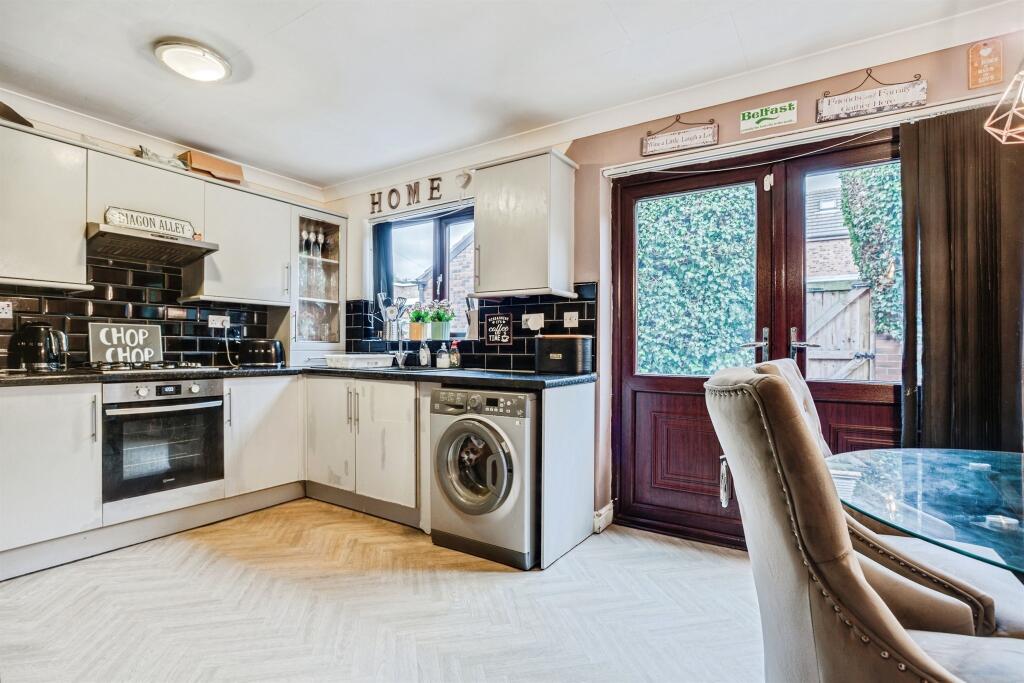 7, Atkinson Court, Normanton photo 4