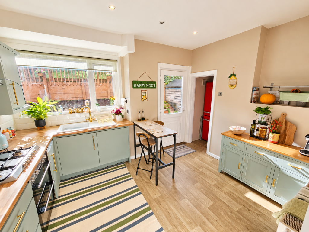 Scalby Road, Scarborough, North Yorkshire photo 4