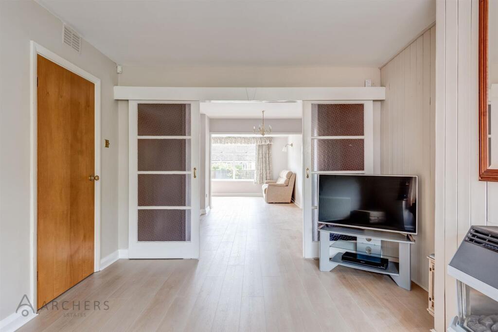 St. Albans Drive, Fulwood, Sheffield photo 4