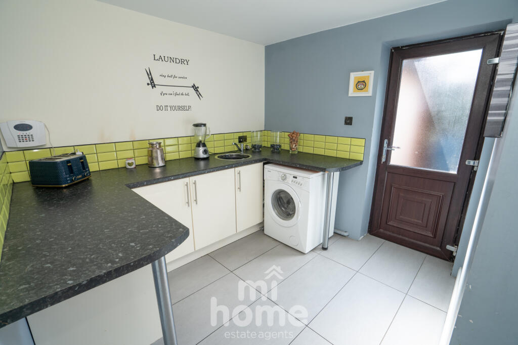 Foxwood Drive, Kirkham, Preston, PR4 - More