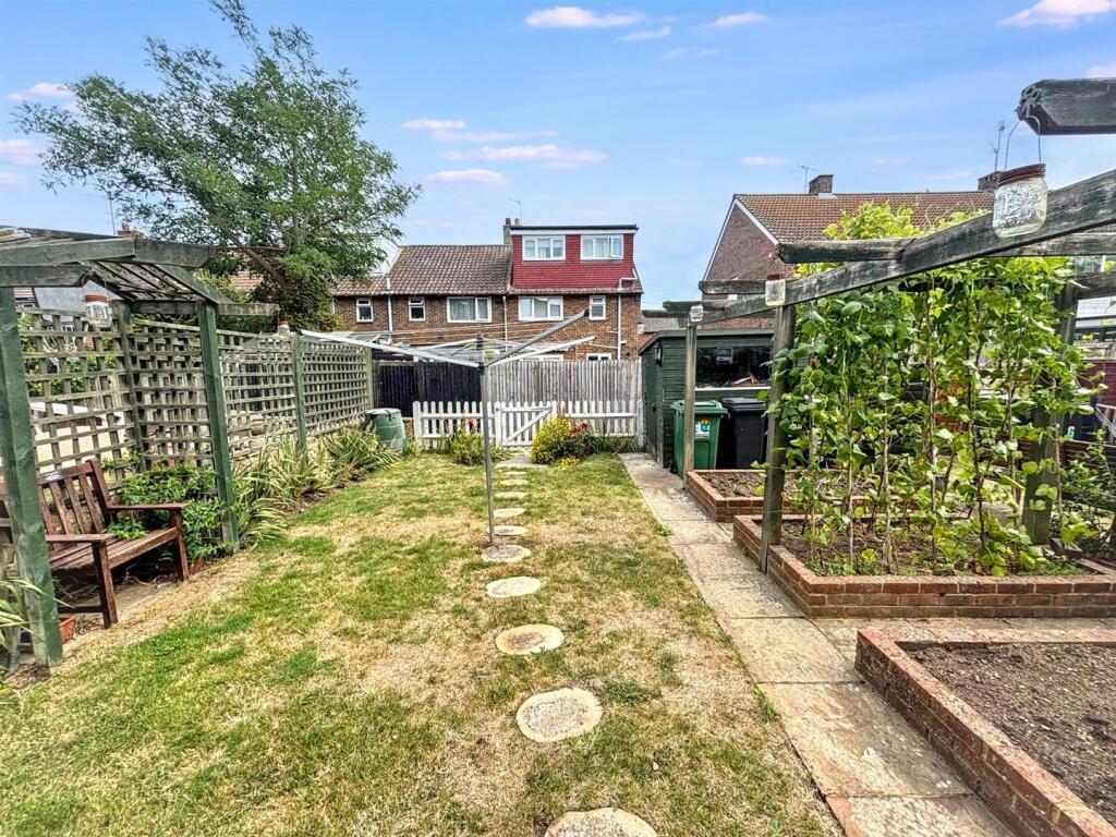 House in Eastbourne, Langney Village - View 4